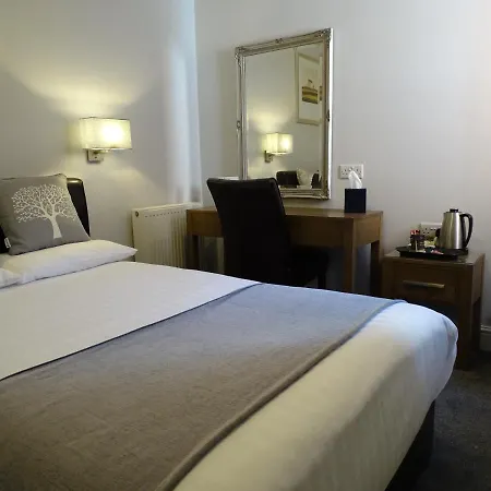 The Beeches Hotel & Leisure Club-3
