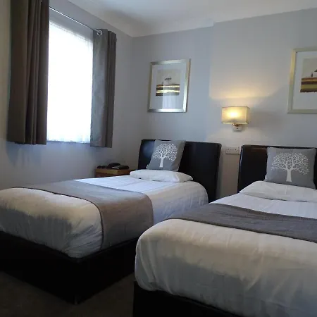 The Beeches Hotel & Leisure Club-3